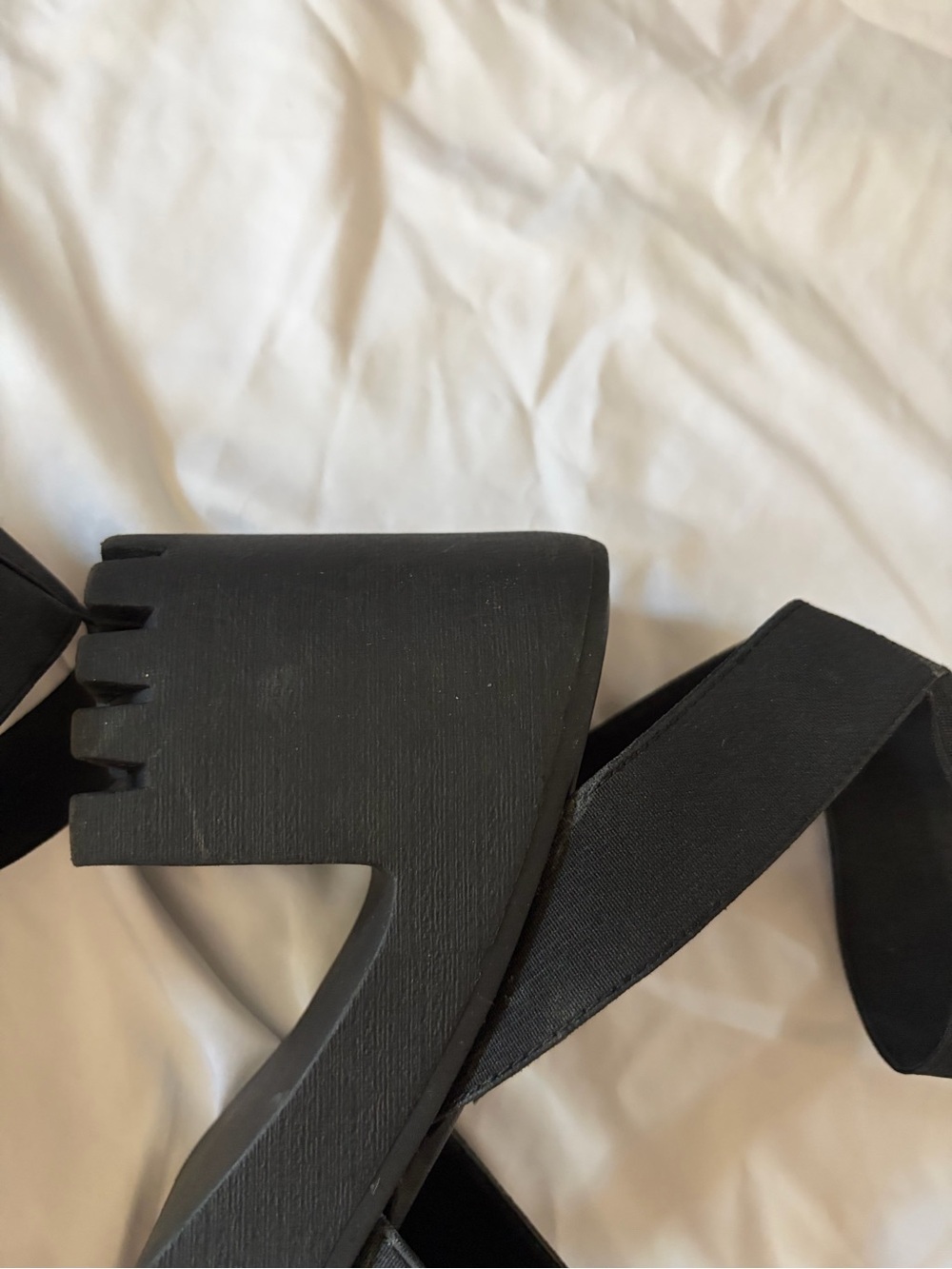 Madden Girl Black Chunky Platform Strappy Sandal Size 9 - Picture 7 of 10